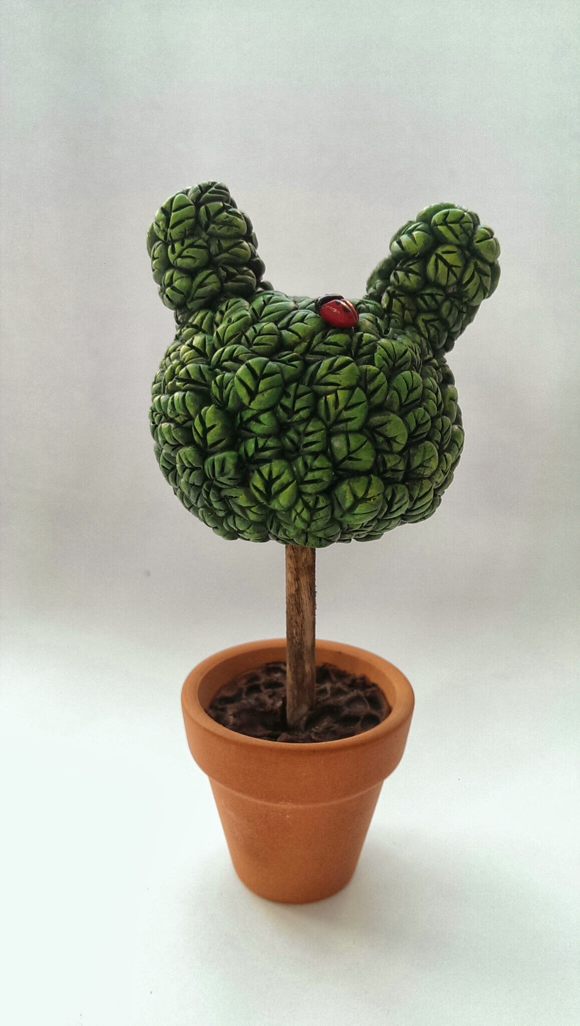 Garden Dunny by Uncle Absinthe