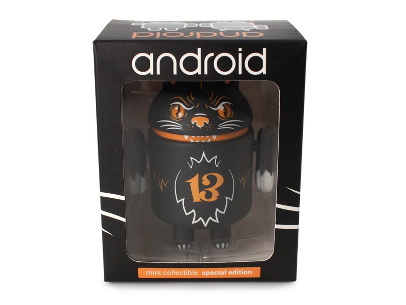 Lucky Lucy Halloween Android By Andrew Bell  packaging