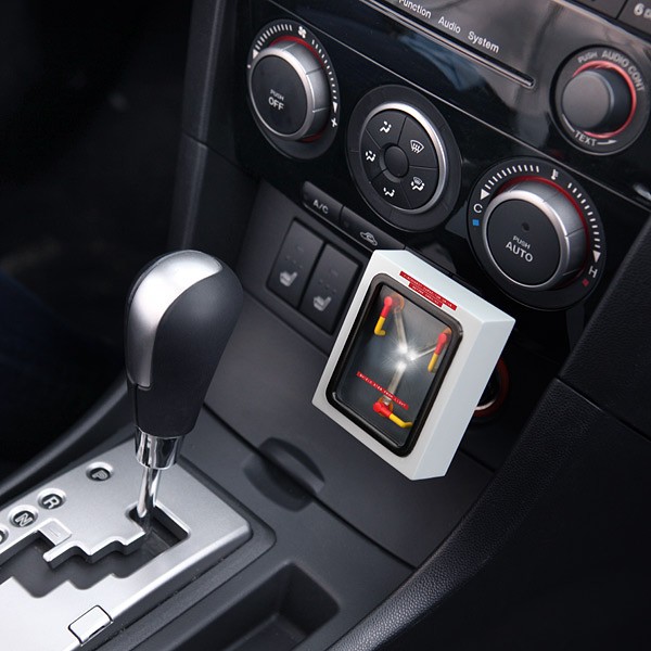Flux Capacitor USB Car Charger Think Geek