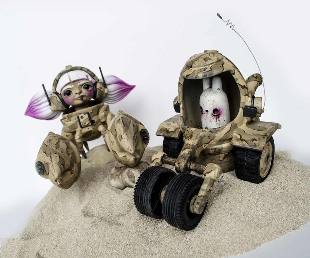 The Space Crab Wars - Custom Space Crab by Tomodachi Island Dcon Martian toys 7
