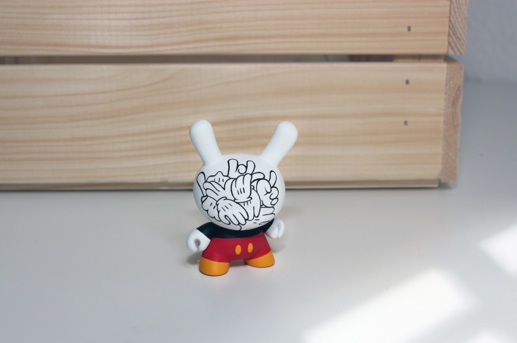 Mickey Messy Dunny By WuzOne