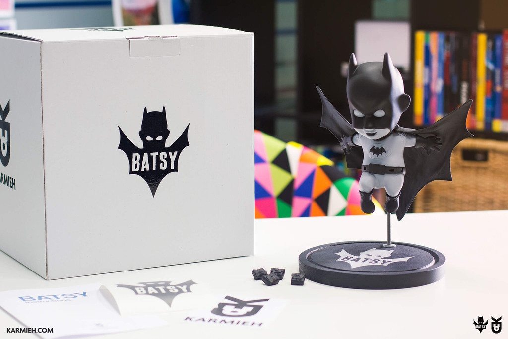 batman-collectable-figurine_1024x1024