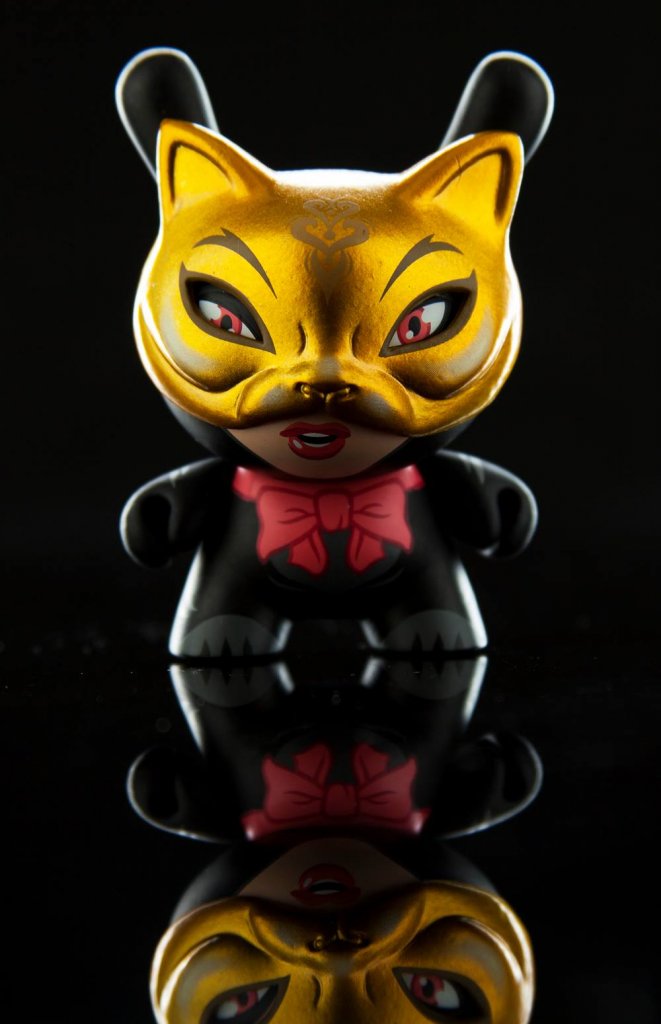 the-odd-ones-dunny-series-lucyfur-by-scott-tolleson-x-kidrobot