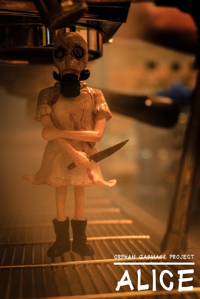 orphan-gas-mask-project-alice-by-ratta