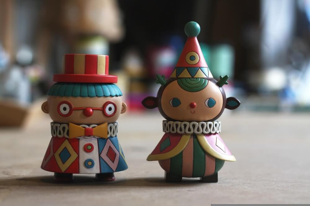 pooky-circus-limited-edition-signed-sets-by-pucky-studio-x-unbox-industries-ap