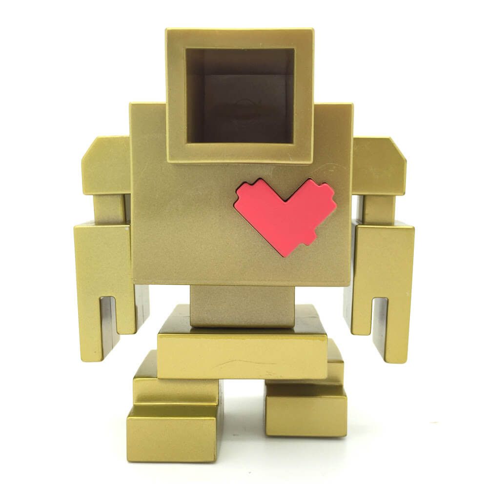 the-gold-lovebot-by-matthew-del-degan-x-mindzai