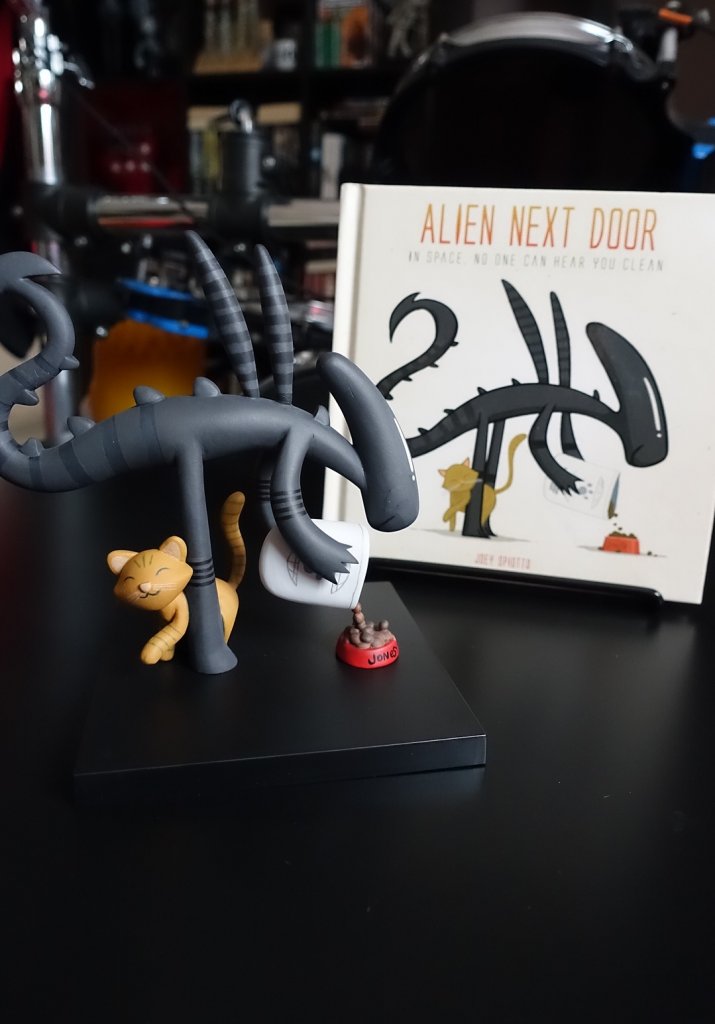xeno-the-bitch-alien-by-wetworks-joey-spiotto-alien-next-door-toy-sculpture-4