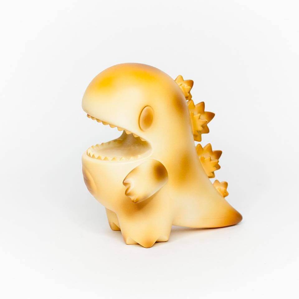 big-toasted-dino-by-monster-little-ziqi-x-unbox-industries