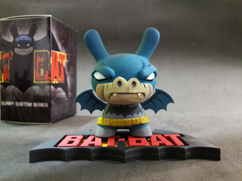 bat-bat-dunny-custom-micro-series-by-el-hooligan