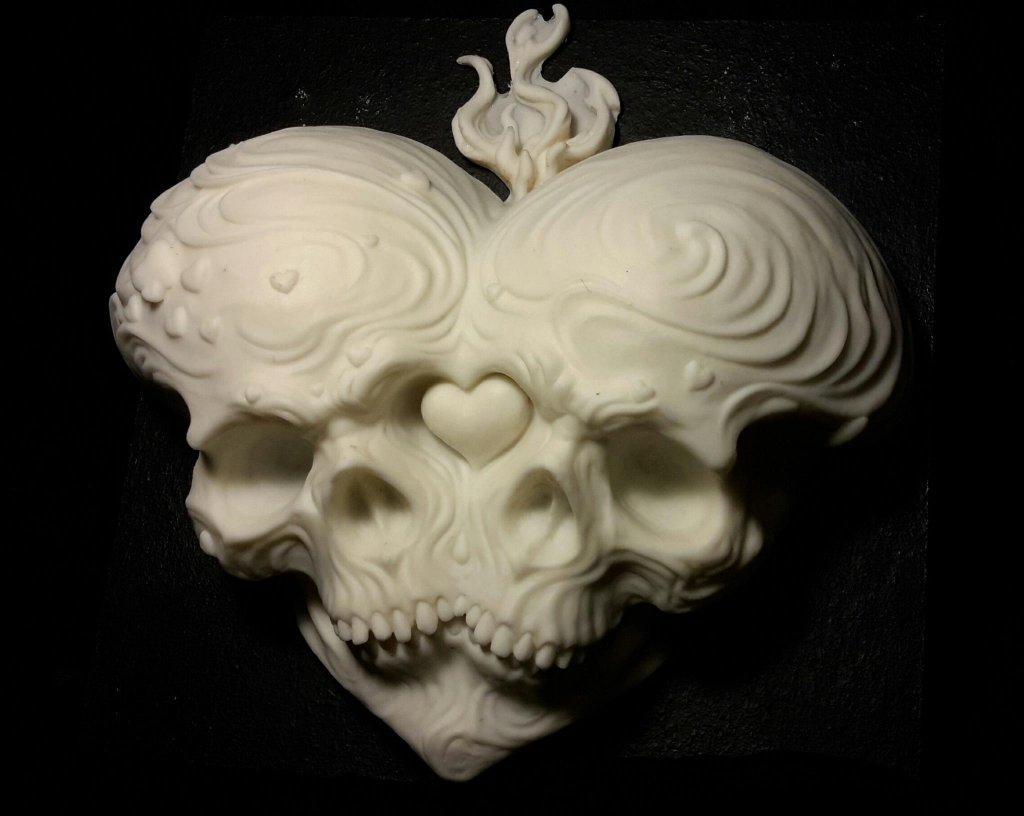 siamese-skull-by-lelia-painted-resin-raw