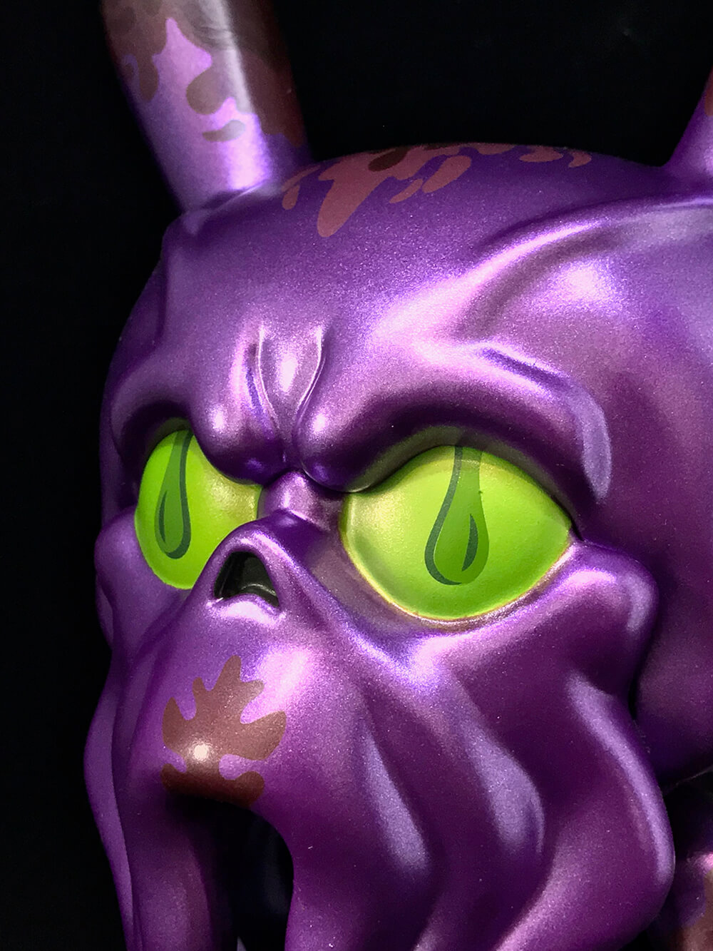 King-Howie-Tolleson-Kidrobot-Dunny-CloseUp