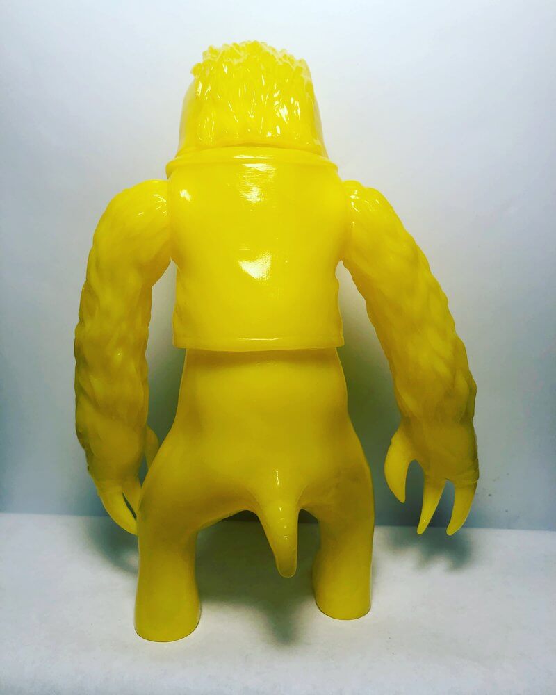 mellow-yellow-metal-sloth-back