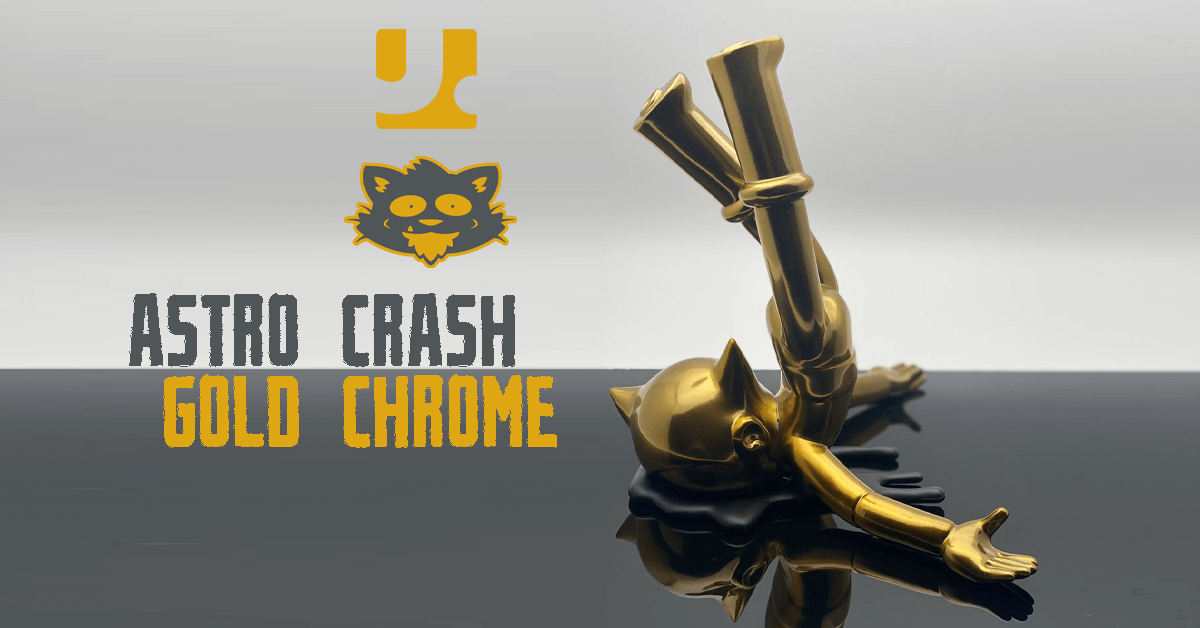 astro-crash-gold-chrome-joshdivine-strangecattoys-featured
