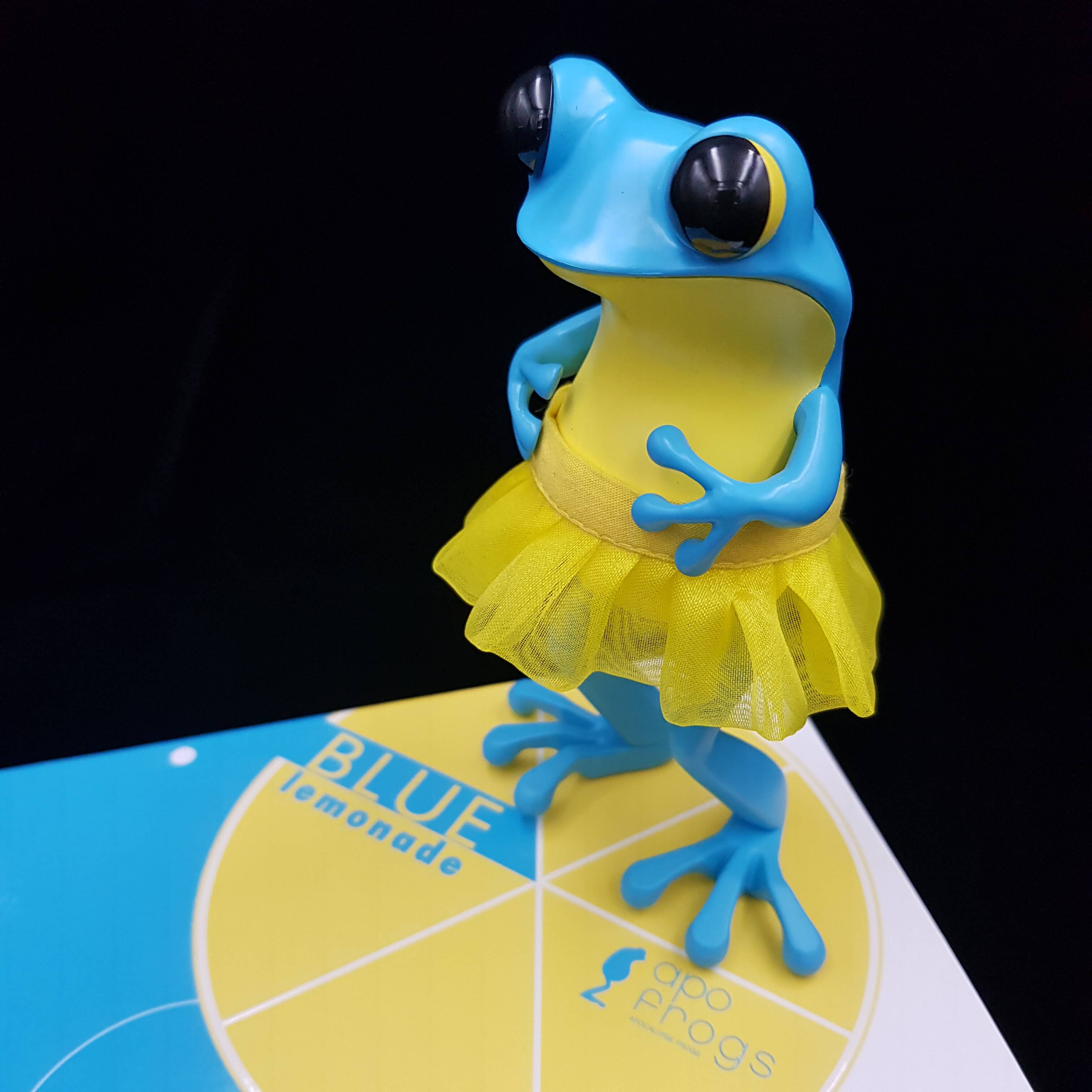 APO Frogs_Blue Lemonade_4