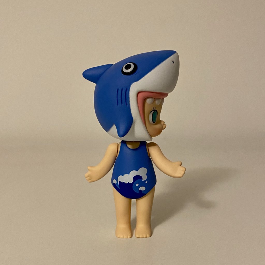 ocean-molly-popmart-kennyswork-shark