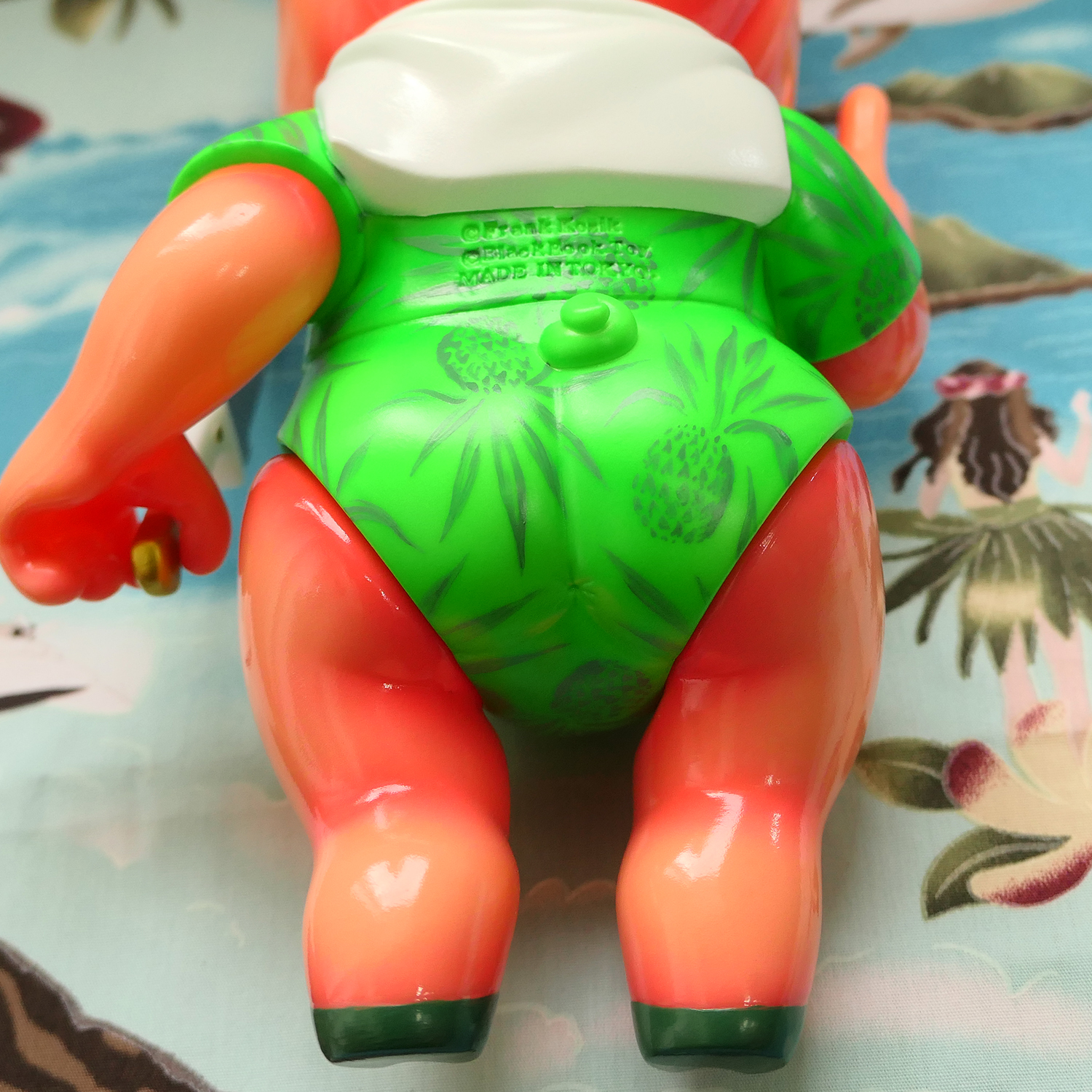 Piggums Summer Holiday Edition and More by Marvel Okinawa x Kozik 