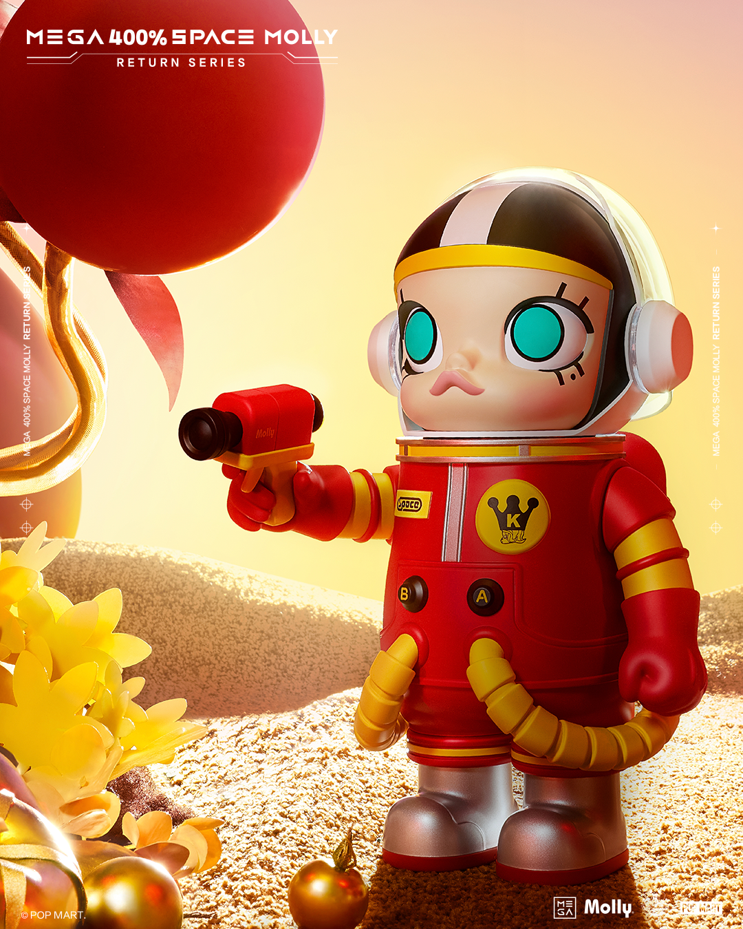 POP MART x Kenny Wong's MEGA Space Molly at DCon UK 2021 - The Toy